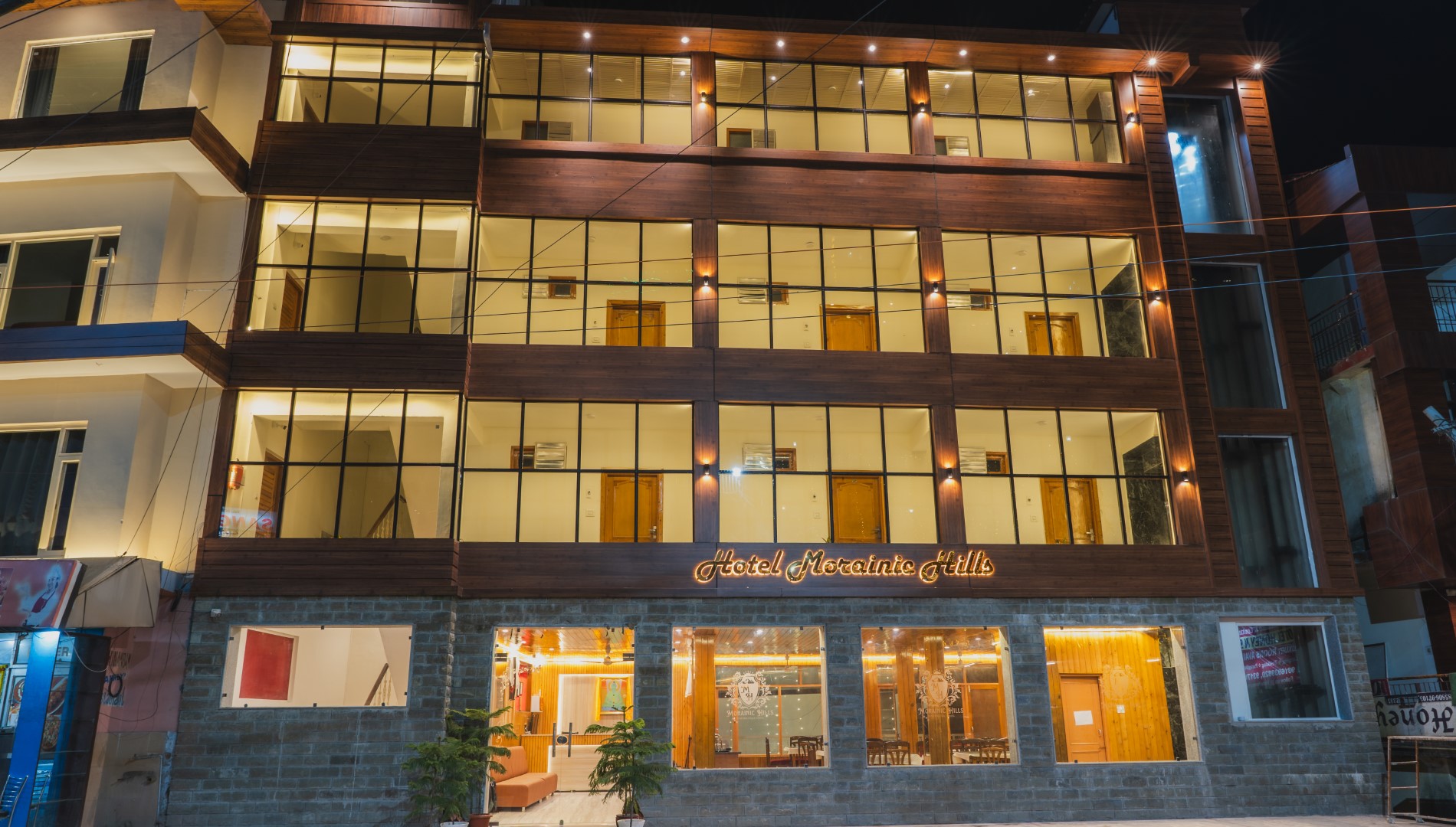 Hotel Morainic Hills Slider 1